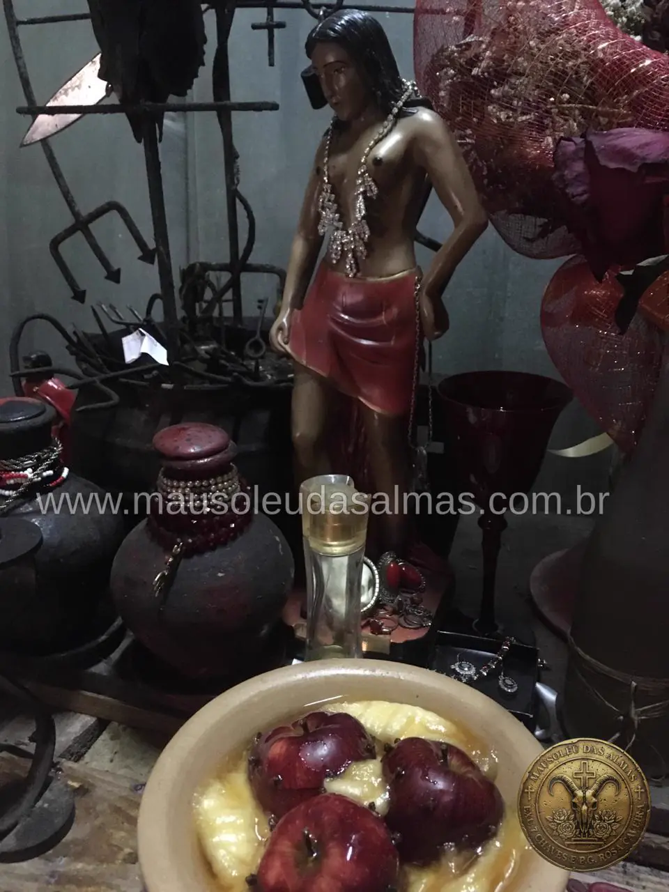 Amarração Amorosa Pomba Gira Maria Padilha das Almas